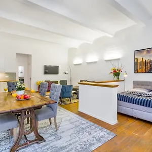 Apartamento The Melchior, Luxury Industry Loft In Mitte Up To 5 Ppl With 2 Bath, Berlín