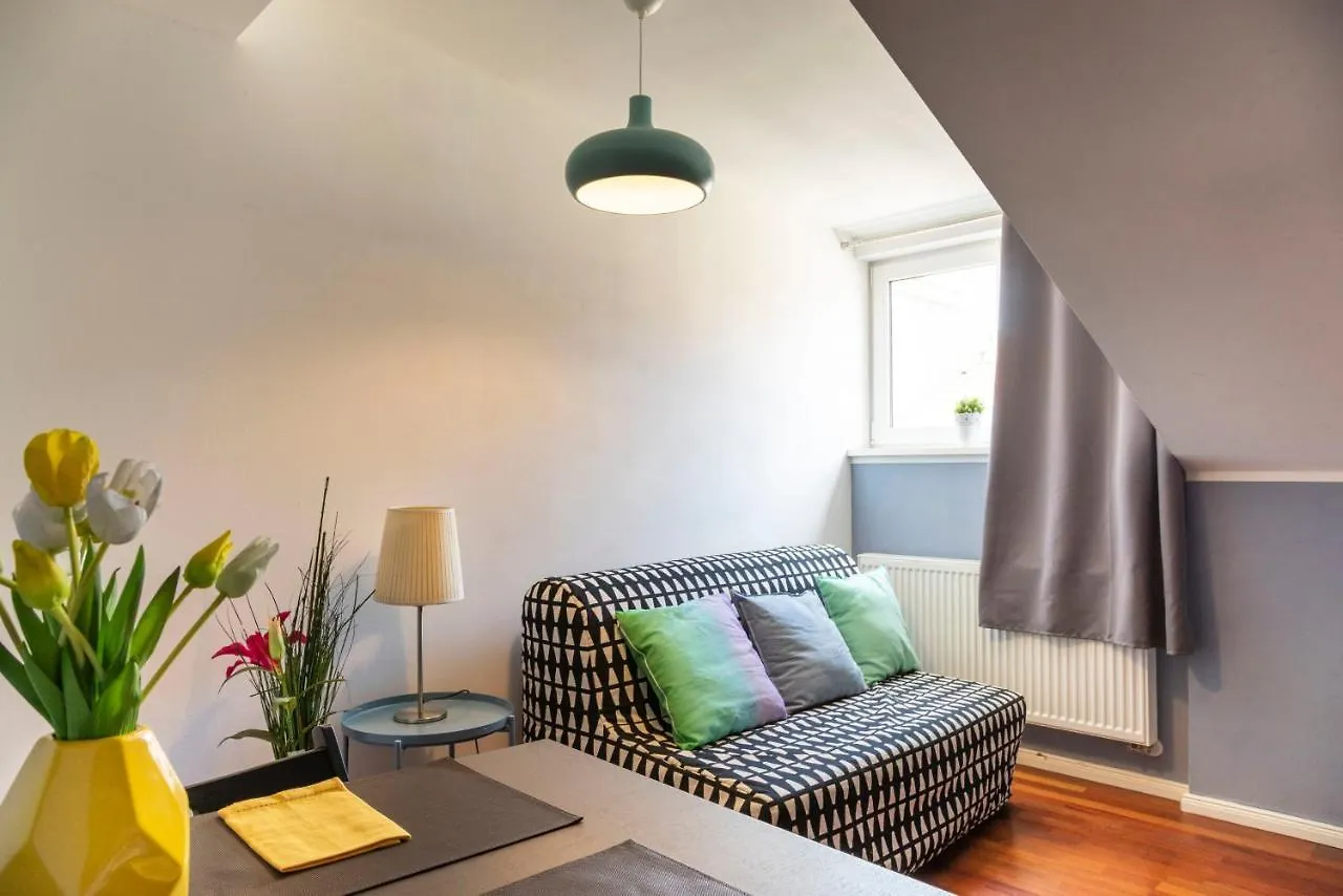 Rosenthaler Calling - Rooftop Apartment Berlin
